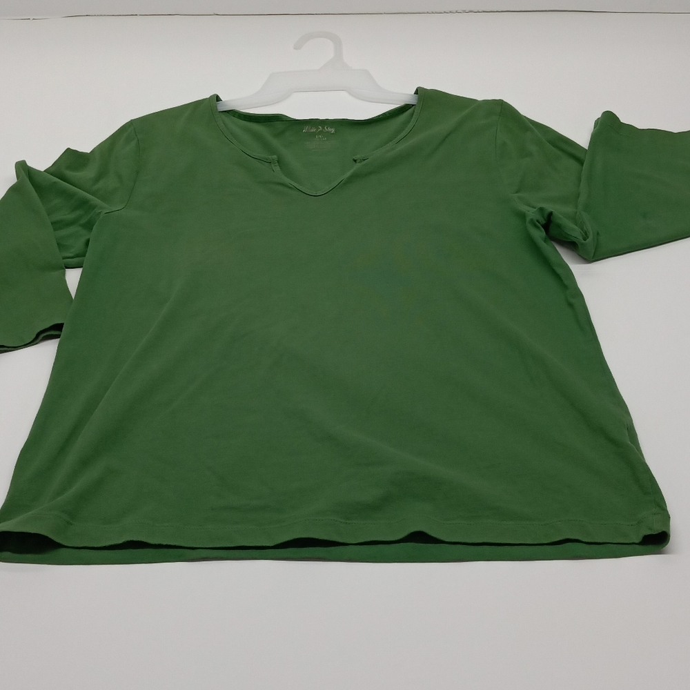 Ladies t-shirt long sleeve V-Neck by White Stag